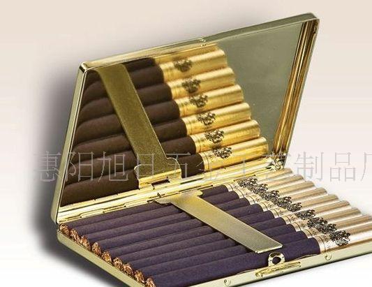 香烟夹持工具的兴起 烟具收藏与收纳的微型生态